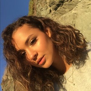 Meet your Posher, Elvira